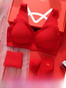 MiiOW | Red Wedding Underwear Set Womens No Wire Gathered Seamless Bra And Panties V-Neck 3/4 Cup Nylon Fabric Fixed Strap Design