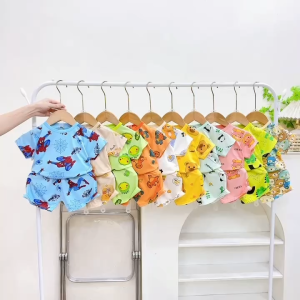 Set 4 bộ thun lạnh cộc tay siêu mềm mát nhiều hình in dễ thương cho bé