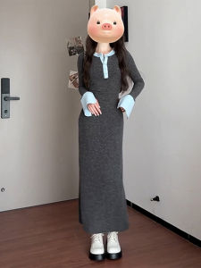 French Style Grey Spliced Knitted Dress Womens Winter 2025 New High-End Sweet Waist Cinching Bodycon Long Dress