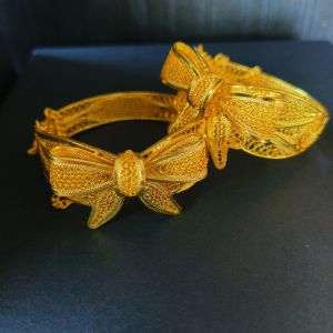 gelang kendari / gelang pita / gelang pesta / gelang sultan / gelang lapis emas 24k / bros jogja / gelang pernikahan / gelang kondangan / gelang perkawinan / gelang bugis / gelang makassar / gelang bunga / gelang etnik / gelang viral