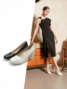 Fall Comfy Slip-on Square Heel Pumps for Office Ladies
