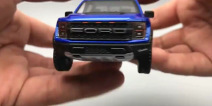 Kinsmart 1:46 2022 Ford F-150 Raptor Diecast Collectible Model Cars RIC (19604) Raion Toys for Boys