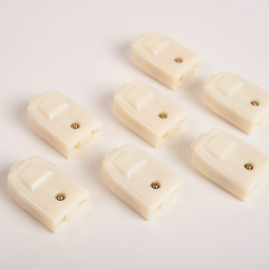 Phích cắm cái phích cắm điện âm VINAMAX công suất tải 2200W