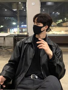 หลวม ผู้ชาย สีดำ Biker เสื้อแจ็คเก็ตหนัง ฤดูใบไม้ผลิ ฤดูใบไม้ร่วง สไตล์เกาหลี แฟชั่นย้อนยุค แบรนด์อเมริกัน หนัง เสื้อโค้ท สําหรับเยาวชน