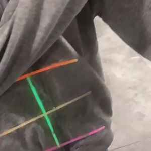 100 Que Phát Sáng kèm - Dạ Quang nhiều màu ngầu nhiễn - Chơi buổi tối. - Lumbley