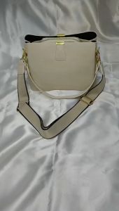 Tas Wanita Stylish: Tas Selempang Wanita Import & HandBag Wanita Import