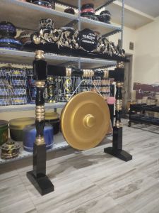 Gong Besi 80 cm Plus pemukul