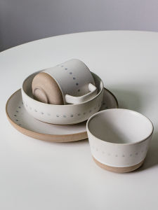 Hand-Painted Ceramic Dining Set of 4 Premium Quality Bowls And Plates Retro Creative Restaurant Style Home Use Dishware