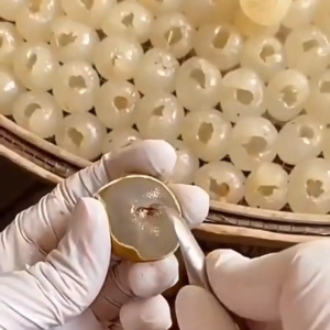 ลำไยอบแห้งเนื้อสีทอง ซื้อ(1แถม1) สำไยสีทองคัดเกรด ของใหม่! พร้อมทาน อร่อย โกกล์อฟเมืองใต้