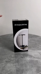 Đèn LED để bàn không dây tích hợp cảm ứng chất liệu bằng kim loại có đèn LED ba tông màu có thể sạc lại bằng USB