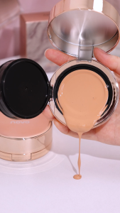 Double-layer air cushion Liquid foundation powder 2-in-1 Full coverage next time Long-lasting and not easy to fall off Oil control and moisturizing