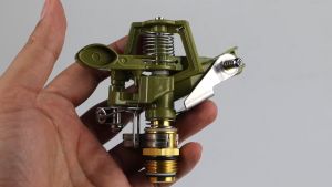 TERBAGUS DALAM KELASNYA -  kincir air putar / sprinkler pertanian untuk menyiram tanaman di kebun / kincir air tanaman pertanian kebun / alat penyiram tanaman murah terbaru terlaris berkualitas dan tahan lama
