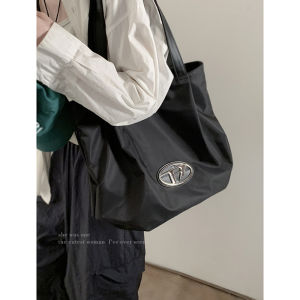Fashionable Nylon Tote Bag Womens Casual Shopping Bag Large Capacity Shopping Bag Single Shoulder Bag for Young Adults