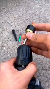 Đầu tháo mũi vít nhanh chuyển đổi đầu máy khoan Đầu kẹp tháo lắp nhanh mũi khoan - 828