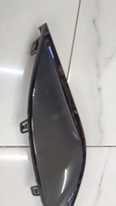 คิ้วกันชนหน้าส่วนล่างด้านขวา