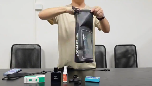 (คูปอง ค่าส่ง 40บาท )2L พีวีซีกันน้ำกระเป๋าสะพายไหล่กระเป๋าเป้สะพายหลังขนาดใหญ่สำหรับว่ายน้ำลอยท่องกระเป๋ากันน้ำโทรศัพท์มือถือกลางแจ้ง