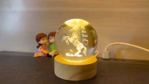 (BỘ QUẢ CẦU PHA LÊ 3D + ĐẾ GỖ ĐÈN LED MỘT MÀU VÀNG ẤM) MƯỜI HAI Con Giáp (Tí Sửu Dần Mão Thìn Tị Ngọ Mùi Thân Dậu Tuất và Hợi)
