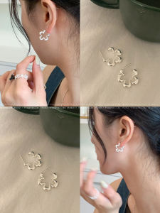 Elegant Hollow out Flower Stud Earrings Korean Style Womens Fashion Jewelry Simple Versatile Ear Decor Fresh out New Model