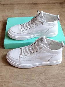 Womens High Top Shoes Layered Cowhide Slip-On Casual Flat Bottom Versatile Leisure Board Shoes Korean Style Hollow out Cross Buckle