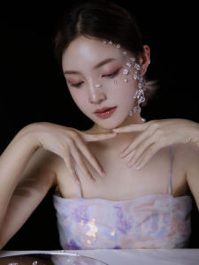 Creative Acrylic Transparent Ice Diamond Simulated Ice Cube Makeup Eyepatch Face Jewelry Crystal Ice Drill Girl Makeup