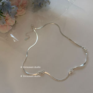 Elegant Silver Butterfly Knot Snake Bone Necklace Womens Simple Luxury Unique Design Clavicle Chain Fashion Jewelry Accessory