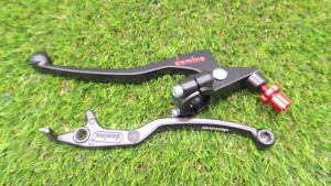 มือคลัช พร้อมเบรค มือเบรค+มือครัช Domino มือเบรค มือครัช โดมิโน่ L/R ซ้าย-ขวา (1 คู่) สำหรับ Msx Sonic Tena Nova Dash LS Wave