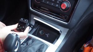 [Jakarta kirim] COD mobil Bluetooth pemutar musik MP3 pemutar musik penerima mobil bebas genggam navigasi ponsel dual usb pengisian cepat persediaan mobil