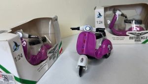 Die Cast metal Motor Vespa Mini Pull back