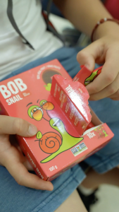 Bob Snail Fruit Roll Ups – 50 Fruit Rolls (Mango & Apple-Strawberry) Vegan No Added Sugar No Nuts Gluten Free 500g