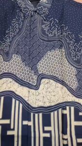 Kemeja BATIK MAHARDHIKA Motif SATRIO DEWO NAVY Lengan Panjang Slimfit