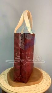 ( PREMIUM ) Goodie Bag standing handle EMBOSS TEBAL 25x35x8 Tas Spunbond Tali EMBOSS/Tas Belanjaan/Tas Bungkus Hadiah Ultah Murah