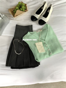 เสื้อคาร์ดิแกนไหมน้ำแข็งคอวีแขนยาวบางสีเขียวอ่อน เสื้อคลุมผู้หญิงทรงสลิมฟิต ทรงเข้ารูป เสื้อคลุมแฟชั่นฤดูใบไม้ร่วง