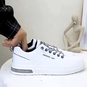 Sepatu Pria Formal Sneakers Muda Kekinian Tali Hitam Kulit Sepatu Shoes Putih MC421