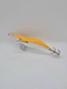 โยตกหมึก โยขนาด 2.0  เหมาะสำหรับตกหมึกหอม ใช้ได้ทั้งกลางวันและกลางคืน สีสวยงาม ค่ายโยซาริ หนัก 10 กรัม