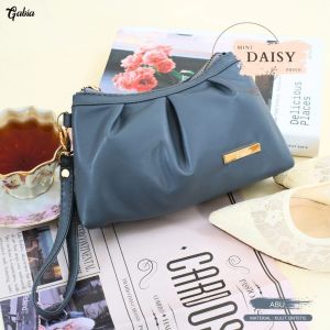 Dompet Daisy mini pouch by gabia