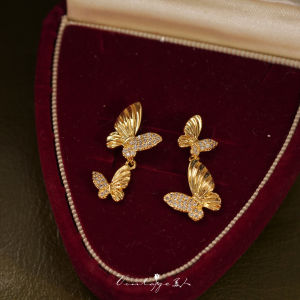 Elegant Vintage Butterfly Micro-Paved Earrings Fashionable Versatile Small Size Sparkling Dainty Clip-Ons for Women