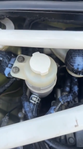 Perodua Alza 2009-2021 Power Steering Oil Tank With Cap Power Steering Spare Tank Fluid