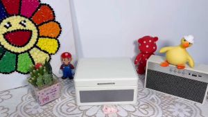 Retro CD Player Tray-type BT Cassette Record Player Audio Turntables High Fidelity Sound Quality USB Drive Playback Infrared Remote Control with 2 Built-in Speakers