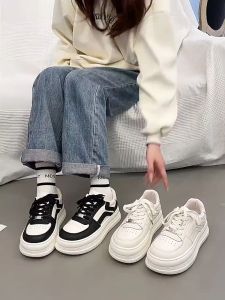 Q97 รองเท้าผ้าใบผู้หญิง รองเท้าแพนด้า รองเท้าผู้หญิงน่ารัก แฟชั่นผู้ชาย กระดาษใหม่ ส้นแบน หัวมน น้ำหนักเบา แฟชั่นสไตล์เกาหลี