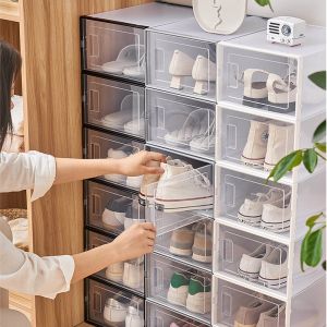 กล่องรองเท้าฝาข้าง กล่องใส่รองเท้า แบบฝาข้าง กล่องเก็บของ กล่องรองเท้าพลาสติกใส15.5*24*33.5cm ฝาเปิด-ปิด วางซ้อนต่อกันได้ กันฝุ่นได้ดี257