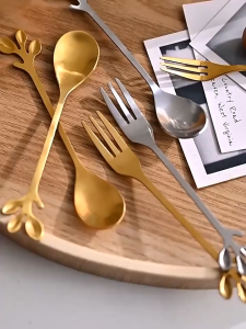 ช้อนทอง-ส้อมทอง ช้อนทานขนม ทานกาแฟสแตนเลส ช้อนสแตนเลส ด้ามใบไม้ ของชำร่วย