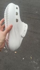 Dép Sục Cross bella clog đế xuồng cho nữ cao 7cm chuẩn xịn tặng 10 sticker màu trắng