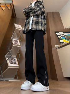 Quần Jeans Đen Ống Loại Zipper Ôm