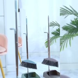 ไม้กวาดพร้อม ที่ตักขยะ มี ชูดไม้กวาด 3 สี ที่โกย ผง ที่โกย ผงเอนกประสงค์