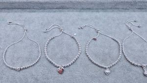 RainbowSilver:สร้อยข้อมือเงินแท้สายรูด สร้อยข้อมือ92.5% รูดปรับความยาวได้ ถ่ายงานจริง มีวิดีโอให้ชม ร้านคนไทยทำเอง A028