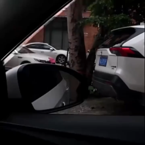 ฟิล์มกรองแสงติดกระจกรถยนต์สีดำ ป้องกันความเป็นส่วนตัว ป้องกันความร้อน ป้องกันรังสี UV ทนต่อรอยขีดข่วน