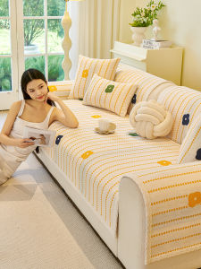 2025 ใหม่ สไตล์สดชื่น ป้องกันการลื่น ที่รองโซฟา กันเสียดสี ป้องกันแมว ทุกฤดูกาล ทนทานต่อการสึกหรอ ผ้าคลุมแบบเรียงตรง