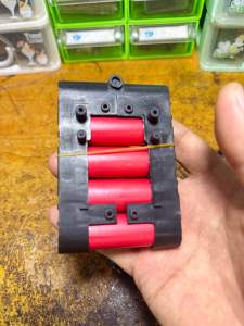 KHỐI P.i. n SanYo  5S-18V/21V - 4000mah XẢ 40A có hàn kẽm sẵn nha tháo khối chưa qua sạc xã