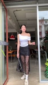 ชุดเซ็ท 2 ชิ้นกระโปรงยาว (แยกขายได้) เซ็ทกระโปรงลูกไม้ เสื้อปาดไหล่ ทรงเก๋ งานสวยมาก ติดแกรม เสื้อขาว ลูกไม้ (B002)