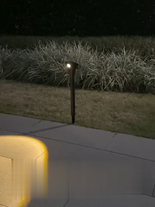 (1PCS) Warm light ไฟโซล่าเซลล์ ไฟปักสนาม โคมไฟตกแต่ง 1 LEDSolar light ไฟสำหรับกลางแจ้ง